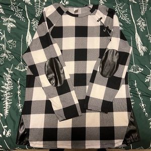 Sunshine & Rodeos 3XL Black Plaid Women's Longsleeve Top W/ Faux Leather Accents